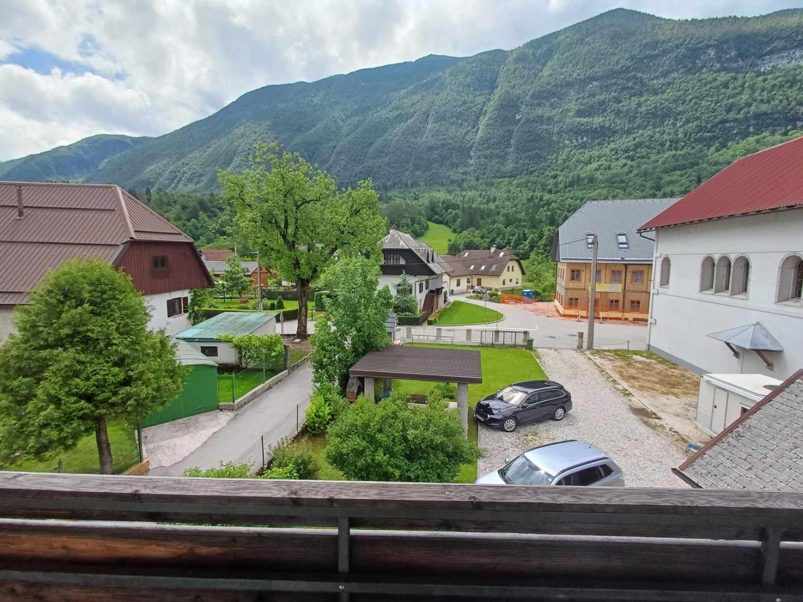 Apartmaji Slatenik Бовец Екстериор снимка