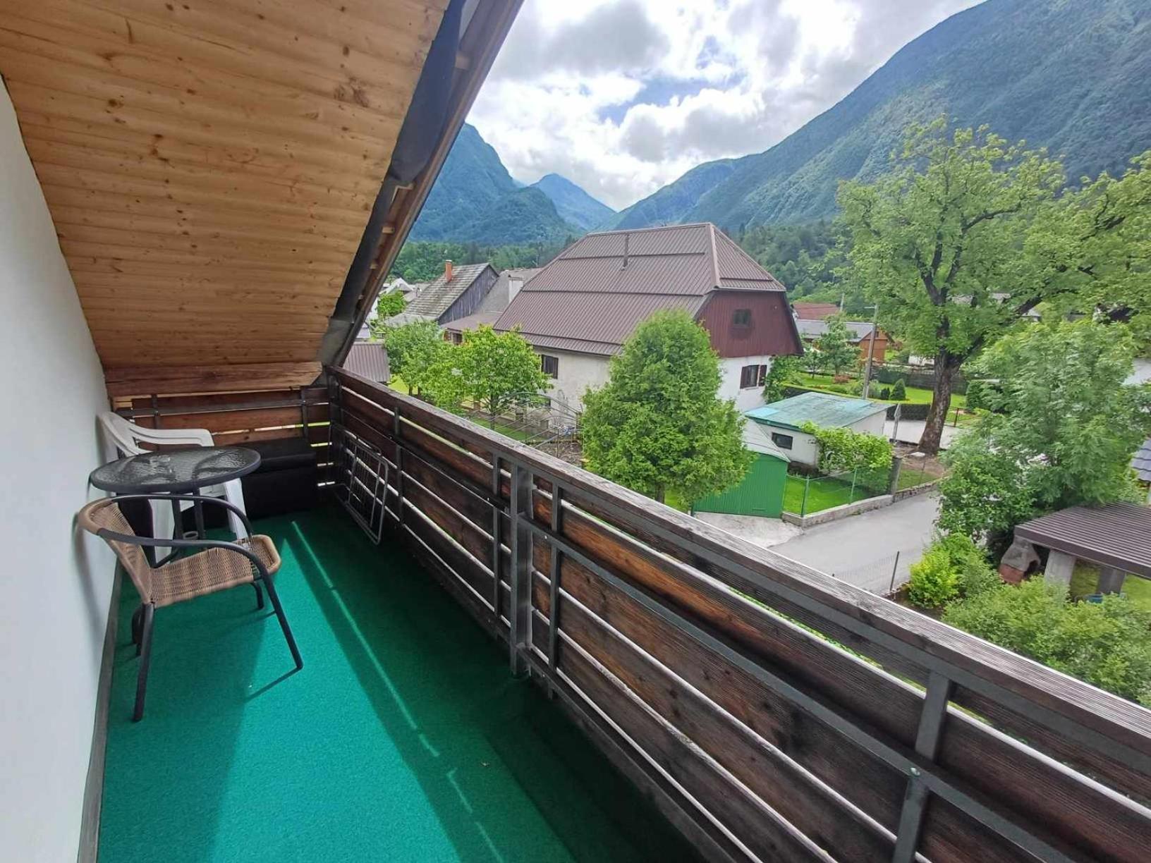 Apartmaji Slatenik Бовец Екстериор снимка