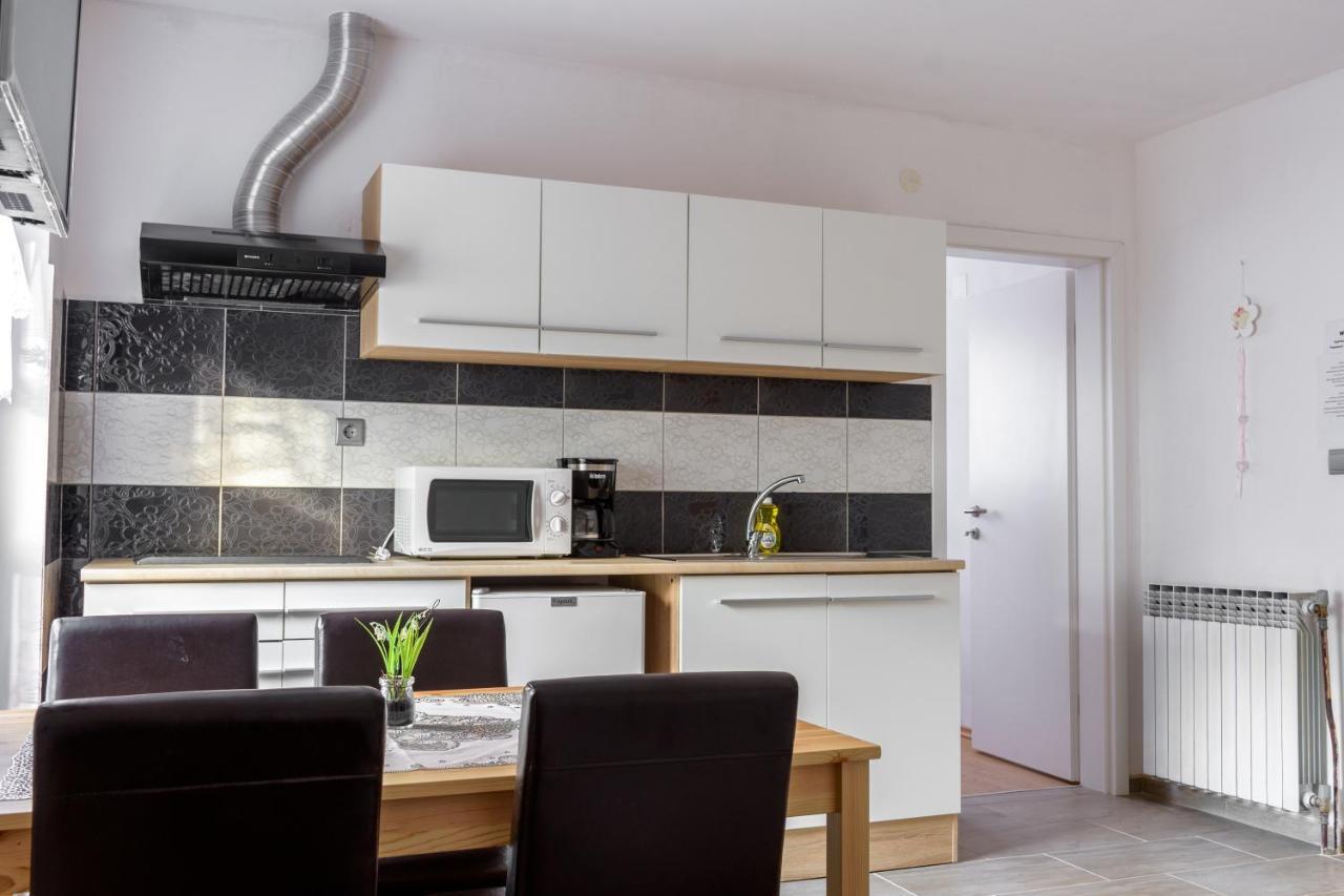 Apartmaji Slatenik Бовец Екстериор снимка