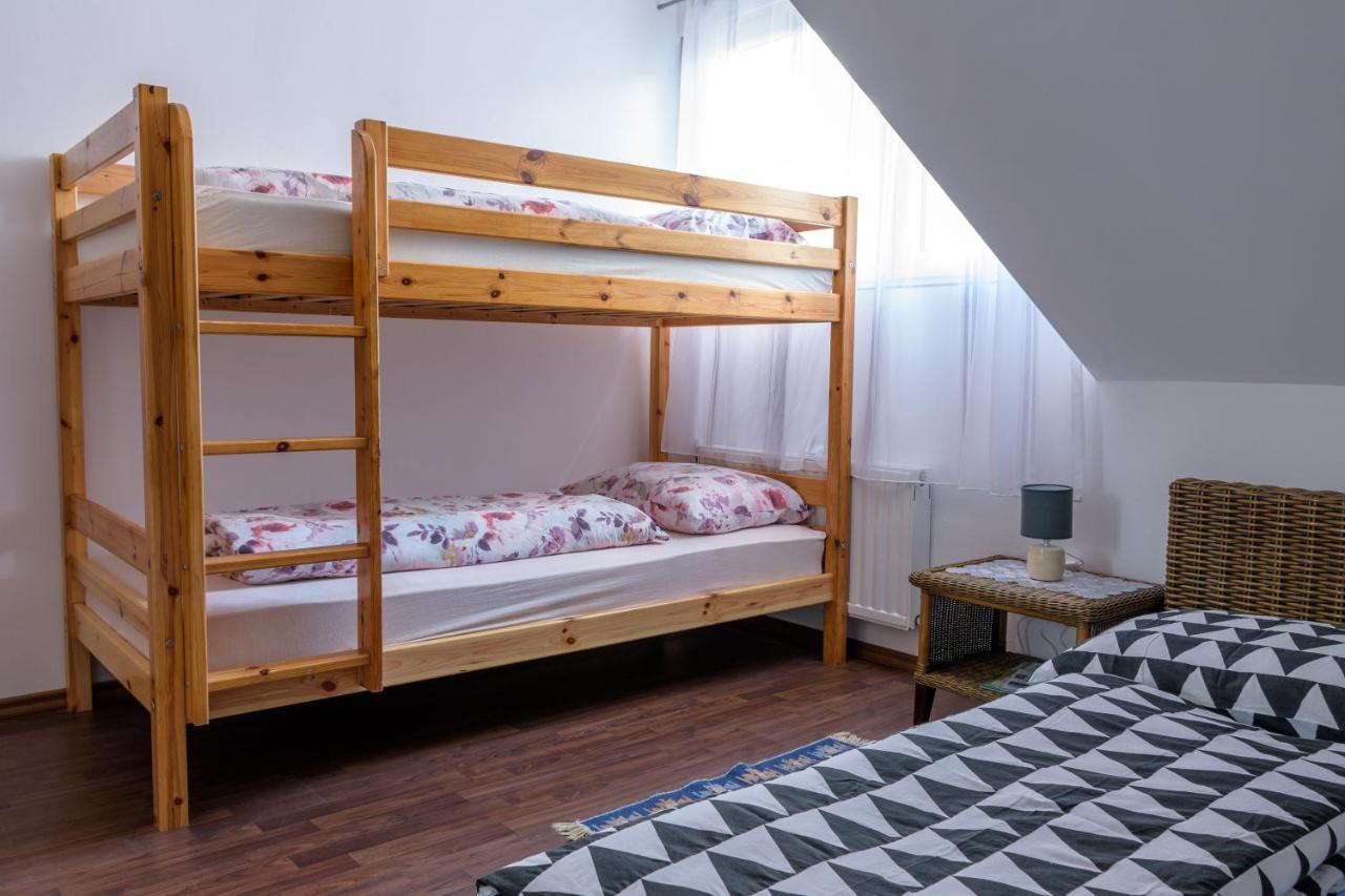 Apartmaji Slatenik Бовец Екстериор снимка